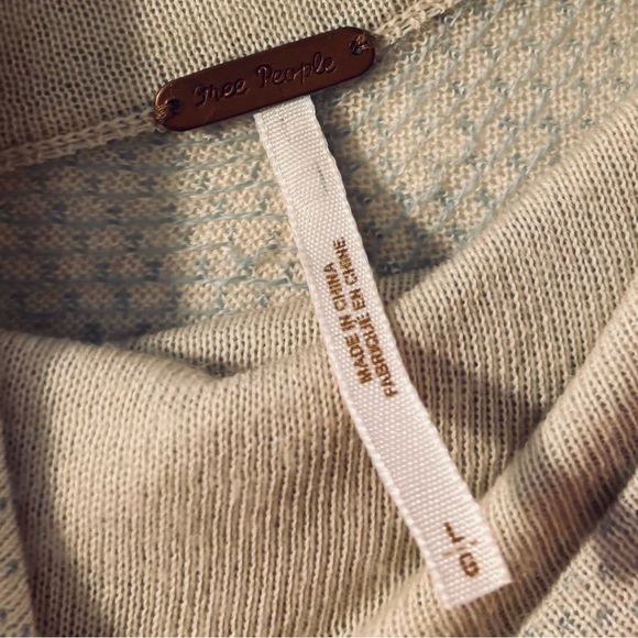 Women’s Free People Sweater Dress Short Sleeve, Turtle neck, Cream, Size Large, - Picture 2 of 5